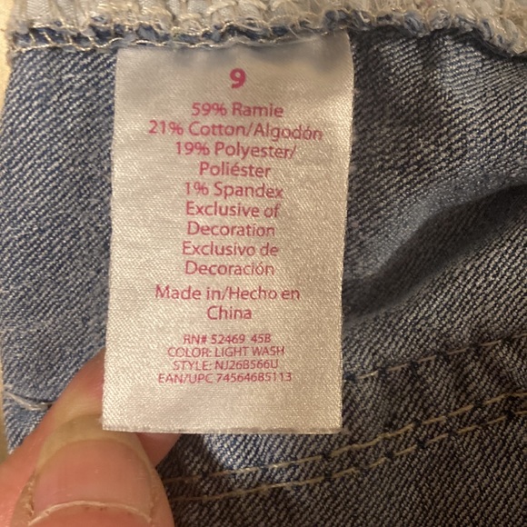 “No Boundaries” Denim Jean Capris size 9 - Picture 9 of 11